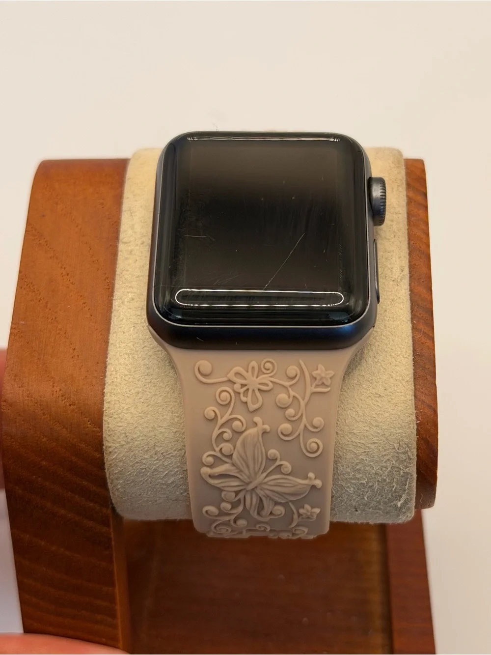Apple Watch Series 3, 38mm, Black, New Band, Charger Included, Tested